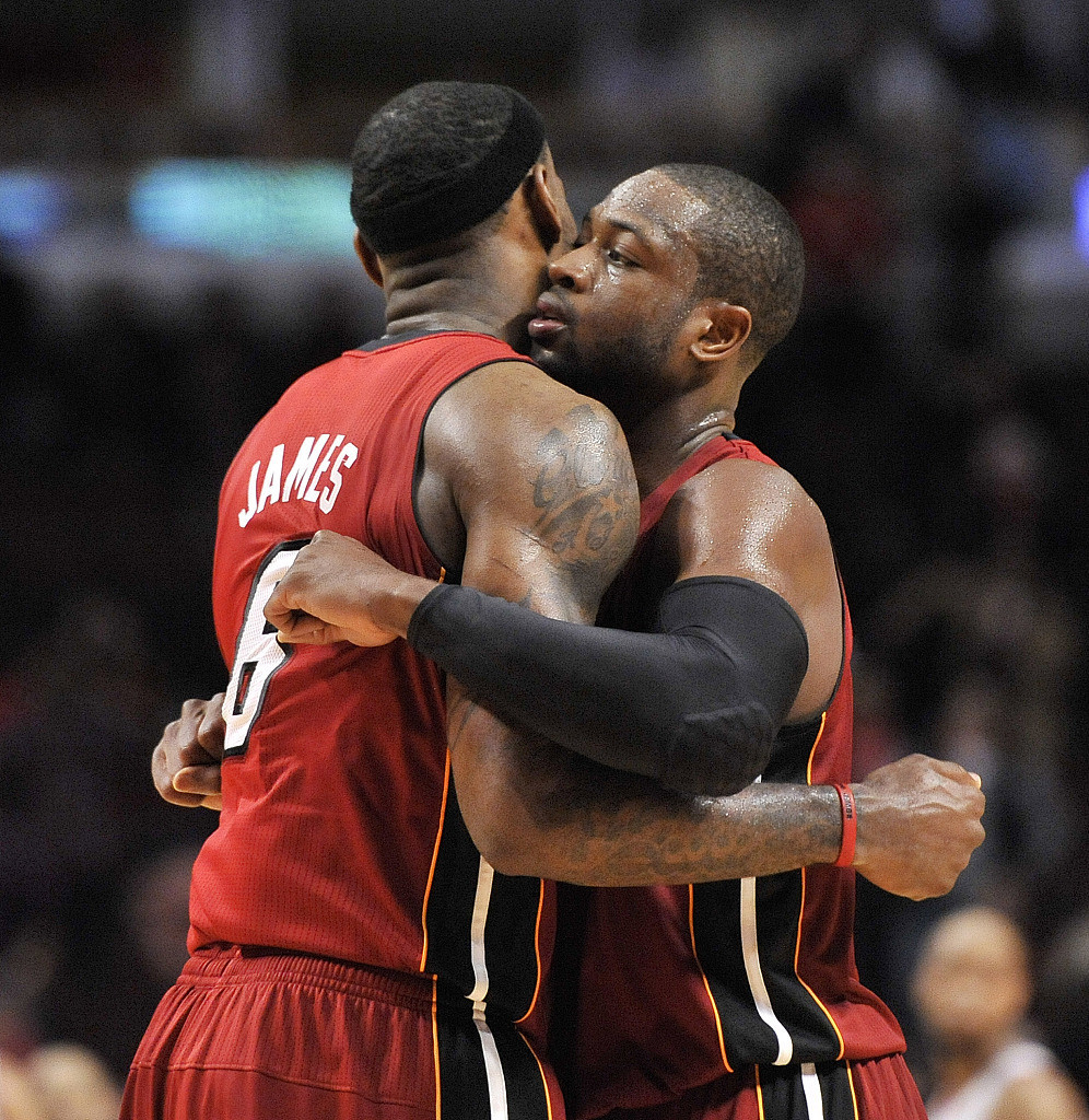 韦德谈到了第23季的詹姆斯。韦德说道：“我和你们一样，我是一个球迷。我知道有这样