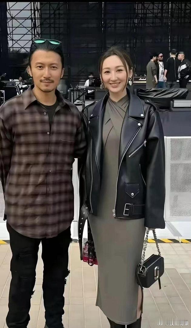 谢霆锋‌‏都‍‏‏45岁‎⁠﻿了‎‏，‌⁠‍看着﻿⁠确实‍﻿也有点⁠沧桑了。​