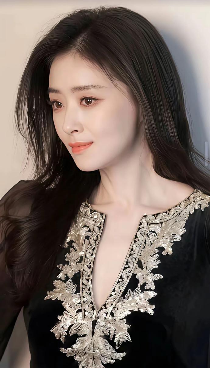 发现一个有意思的事， 只要是蒋欣演的戏， 不管是谁演女主角，演技好不好，