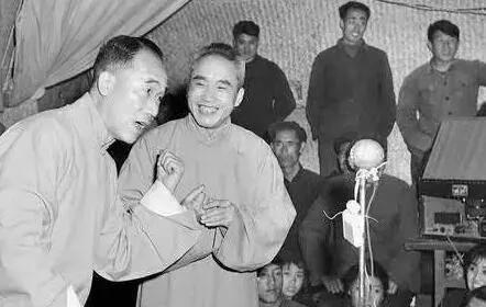 杨少华冷知识：一、杨少华曾为相声大师马三立捧哏，70年代，杨少华开始为马三立儿