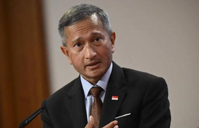 这一次新加坡彻底坐不住了！新加坡外长维文公开对中国喊话，希望中国能对新加坡网开一