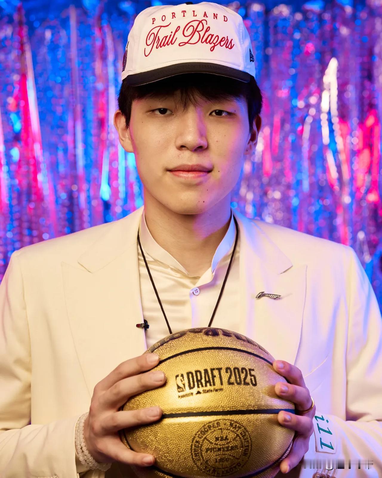 从CBA弃子到NBA第16顺位！杨瀚森逆袭封神，中国篮球最燃追梦故事
