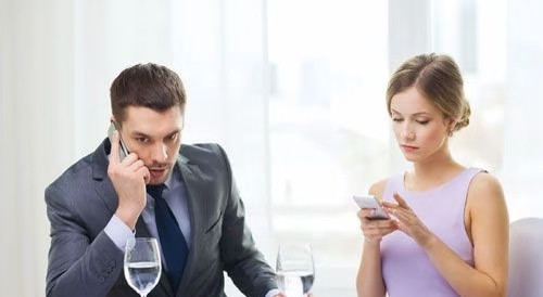 李玫瑾教授一句话点醒我：“现在太多婚姻过不好也离不了，不是因为穷，是...