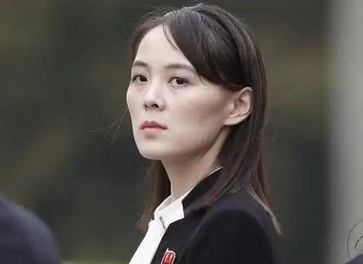 就在刚刚，朝鲜“劳动党副部长”金与正发表严正声明，8月5日，金与正发表谈