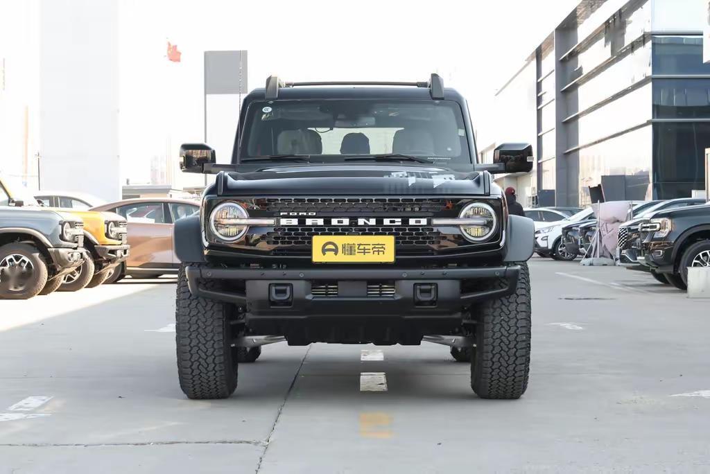 说实话，看到“福特烈马”这名字配上22.98万起的预售价，第一反应是：福特这回真