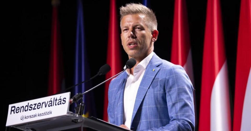 谁能想到，死磕了几个月的匈牙利和斯洛伐克，居然在一夜之间全线妥协了。欧盟900亿