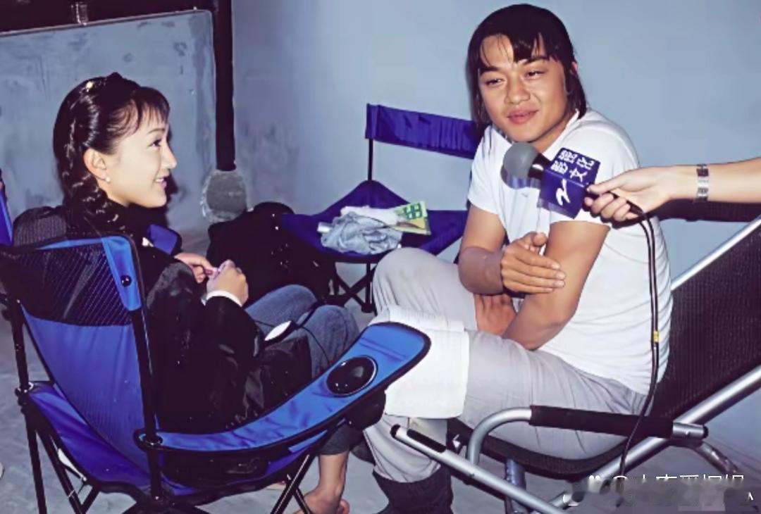 李亚鹏和周迅拍射雕的时候。