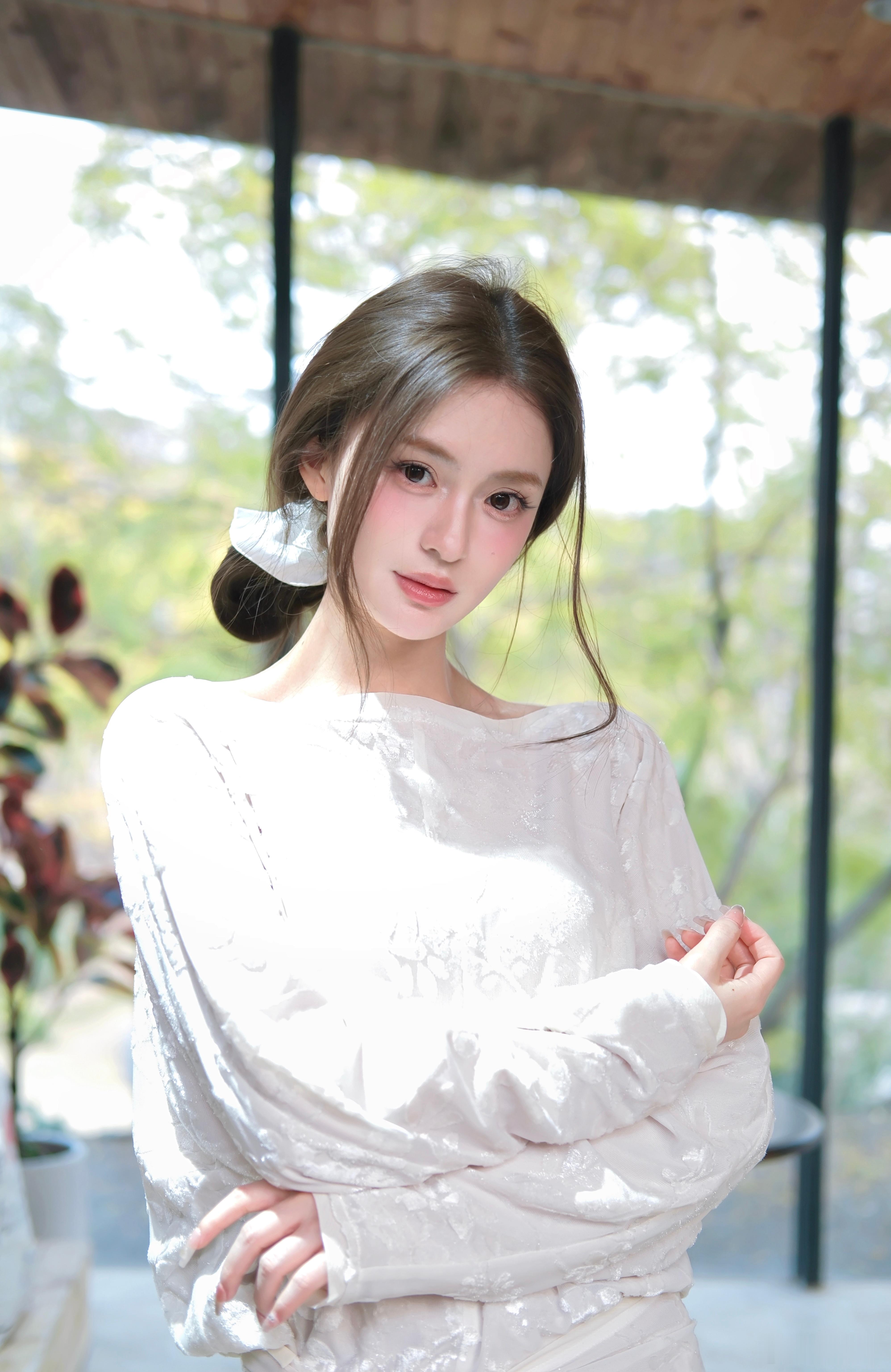 偶遇一处好美的窗景