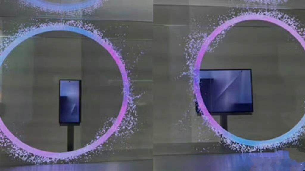 三星三折叠屏实机曝光在韩国举行的K-TechShowcase展览上，三星首次