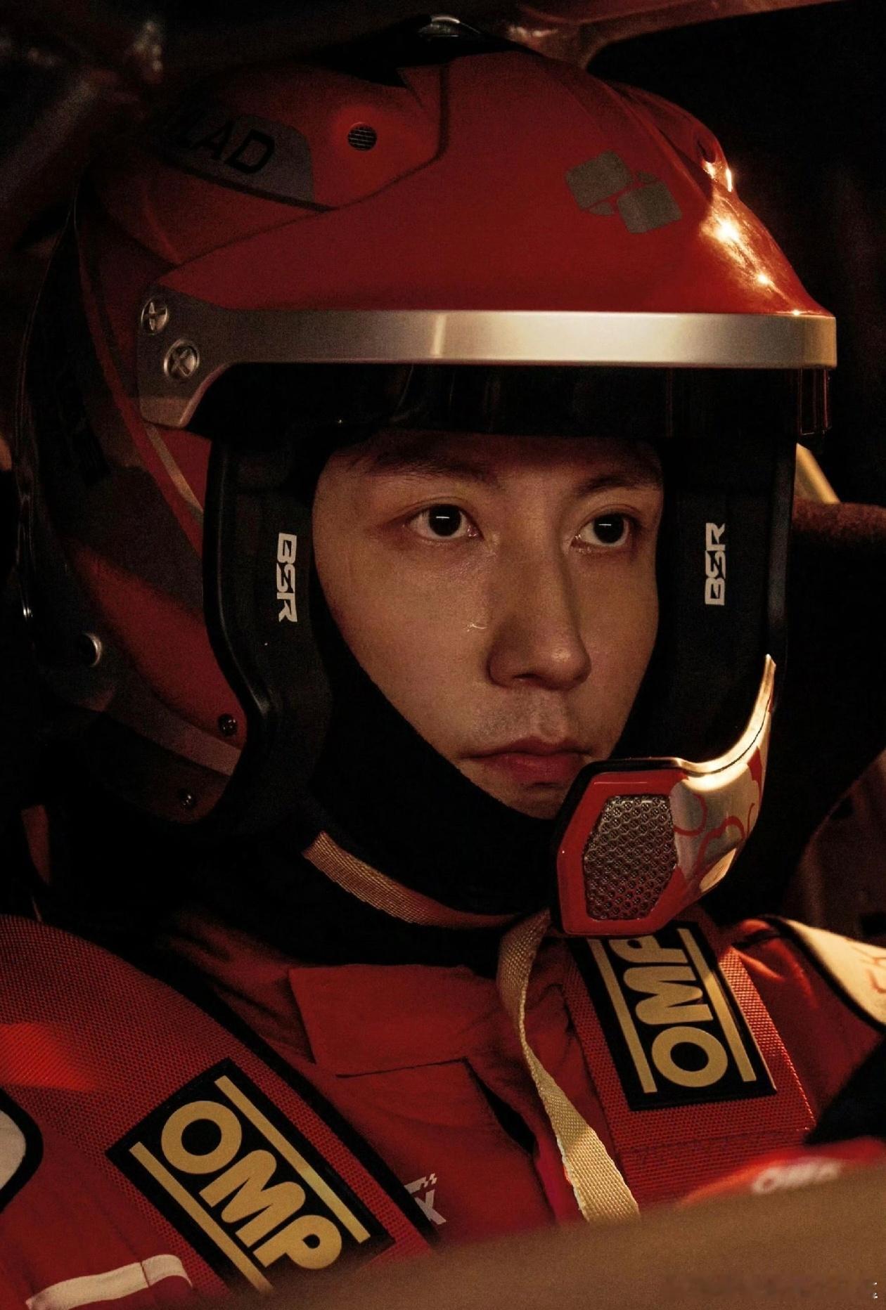 黄景瑜春节档有效出演这个春节档，真的是在有效出演！微博春节档演员表现力榜中黄景瑜