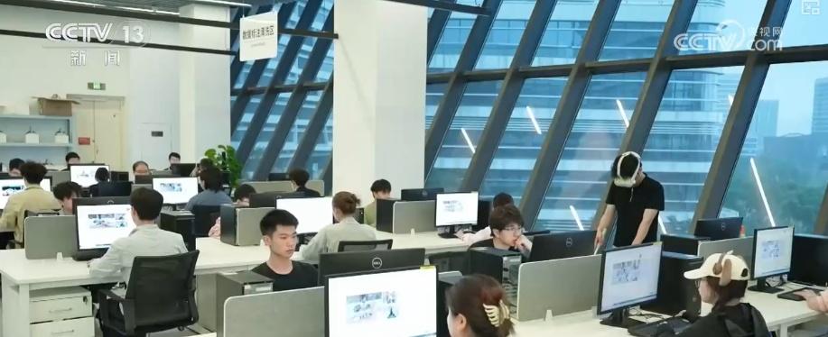 7月9日人社部那份《人力资源和社会保障事业发展“十五五”规划》，关于养老金的说法