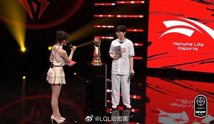 世一上毫无悬念！Zeus成为上单位第一个MSI与S赛双料FMVP！2026MSI
