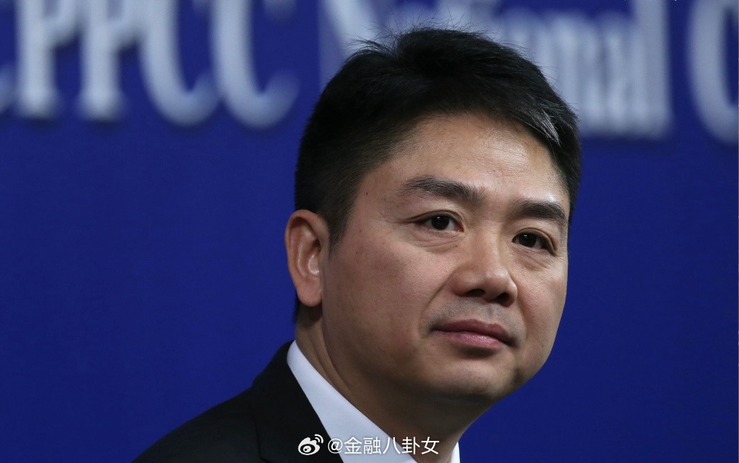 时隔七年，刘强东重回东北，成为地方主政官员座上宾，背后的信号非常明确：刘强东与地