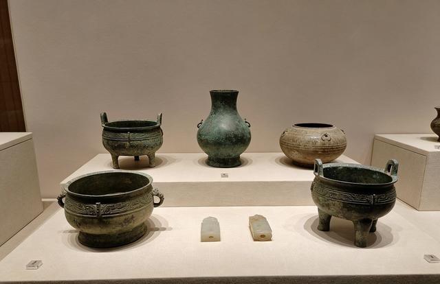 最近西方为何着急归还东方大国文物？近几年，大家明显感觉到，西方各国突然开始主动、