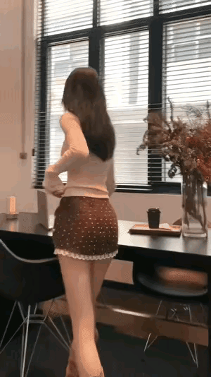 淘宝服装模特在拍广告写真