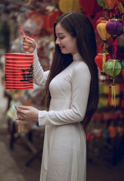 男子酒后持刀闯入亲戚卧室企图强奸，法院这样判！2024年4月14日晚，云南省
