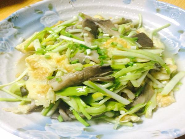 这道菜是我家餐桌上出现频率最高的, 冬天常吃杀菌增, 强免疫力!