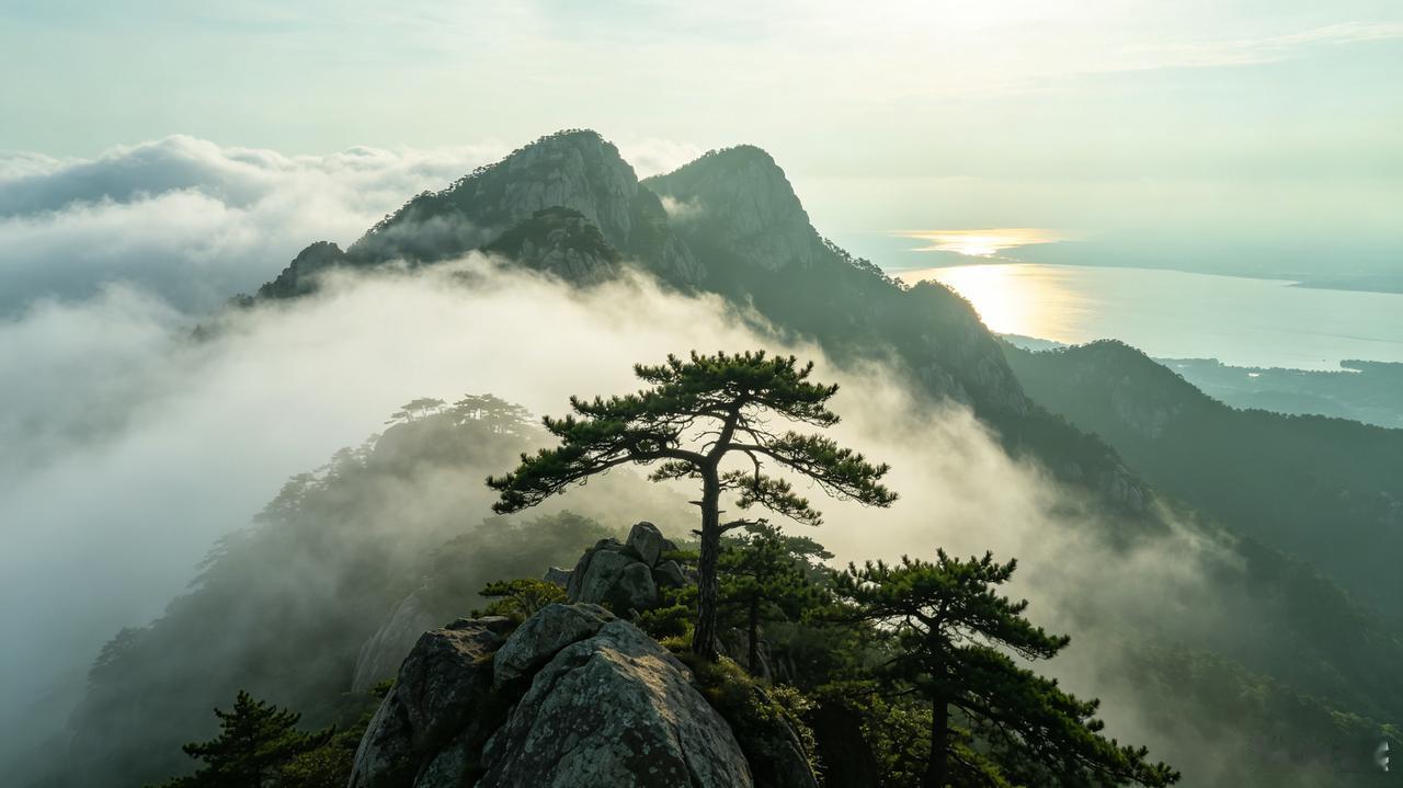 庐山与黄山哪个更美更值得一看?