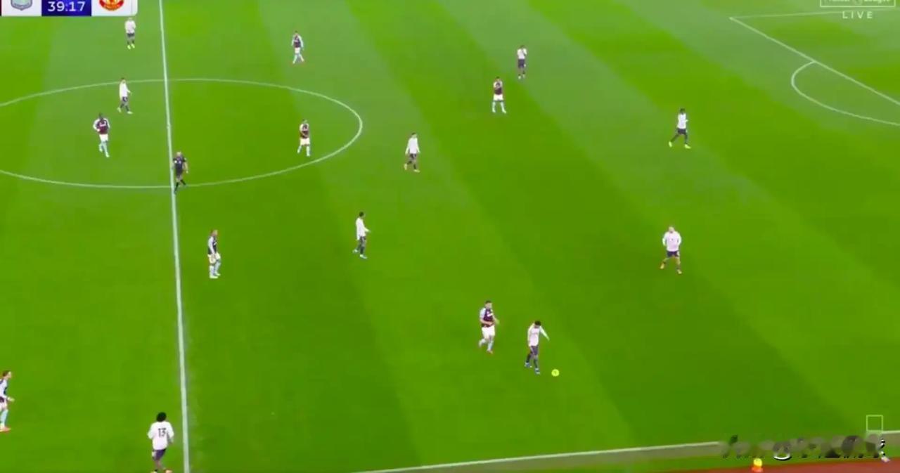 疯狂！布鲁诺忍肌腱撕裂剧痛带伤踢10分钟，曼联队长为俱乐部赌上生涯。如果说曼联