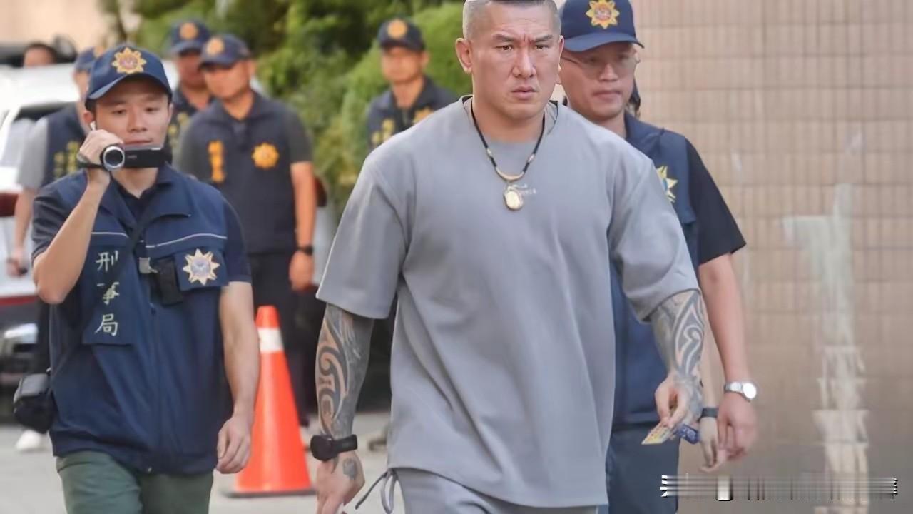 馆长凶多吉少！馆长陈之汉再次被台北地检署约谈，还是以所谓恐吓罪侦查。这一次连馆长