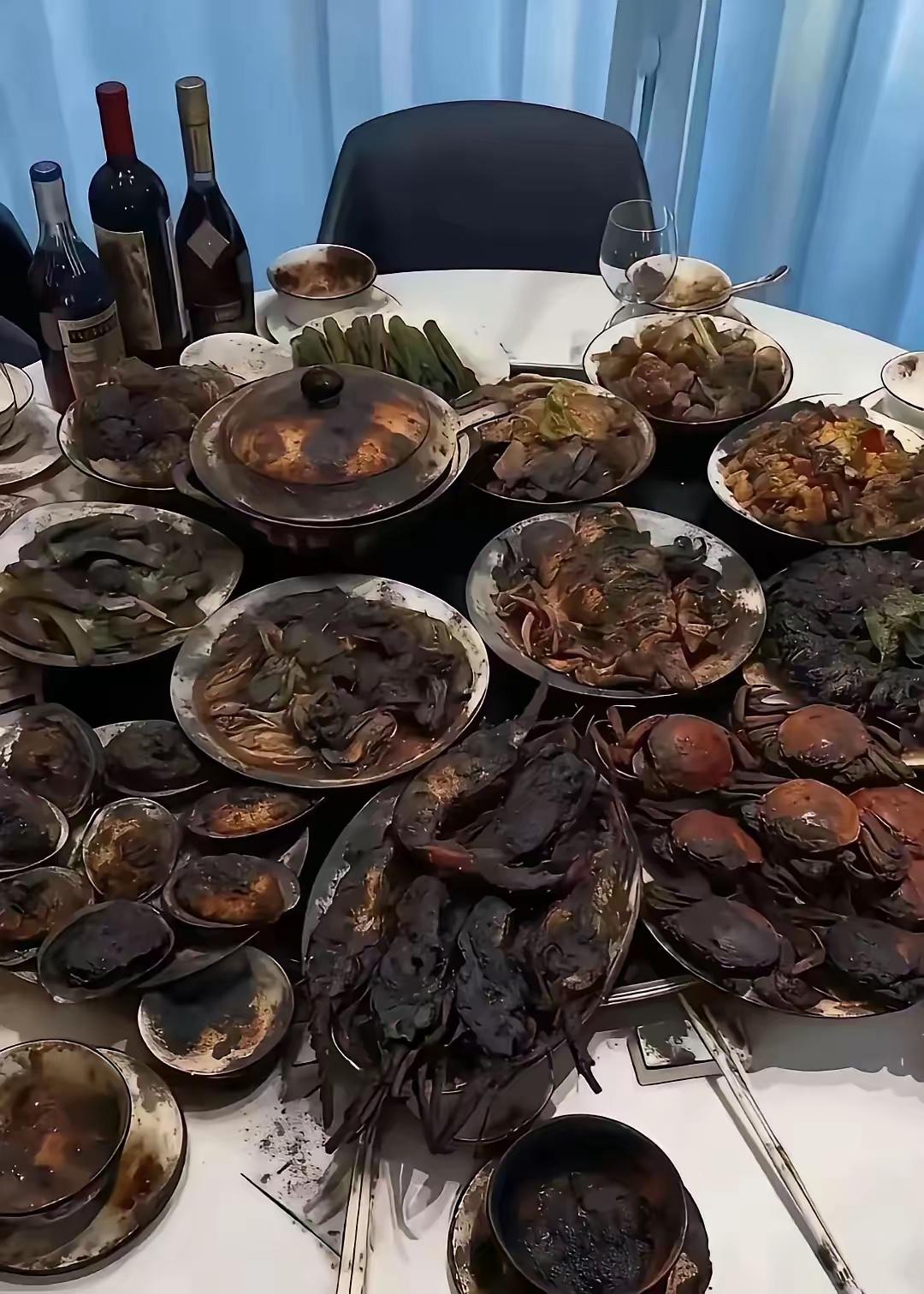 黑暗料理，你们还能想出什么词[笑着哭][笑着哭][笑着哭]