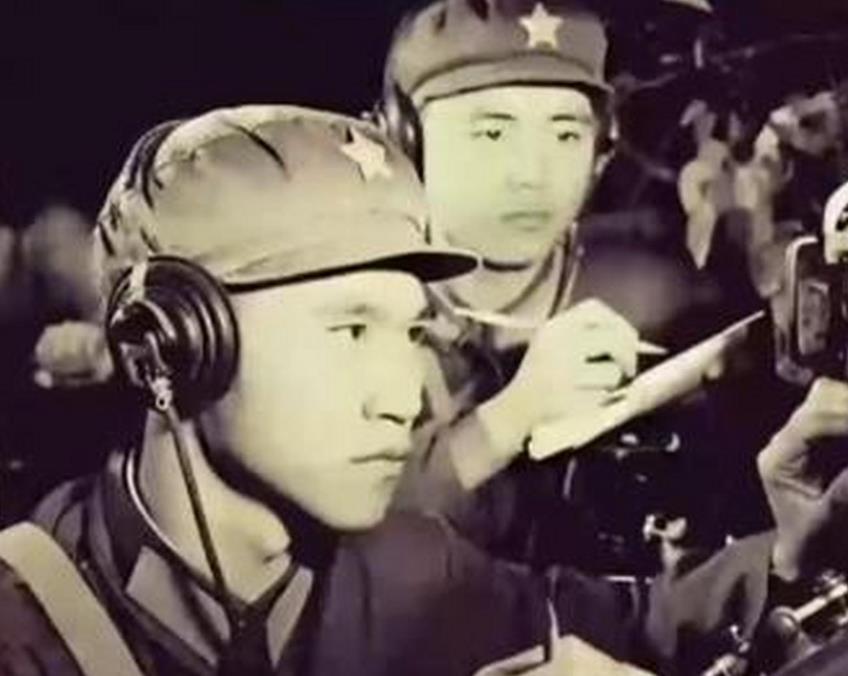 上世纪战时，为防止敌人窃听我军军情，我军的情报员曾用苗族语发报交流，国外情报人员