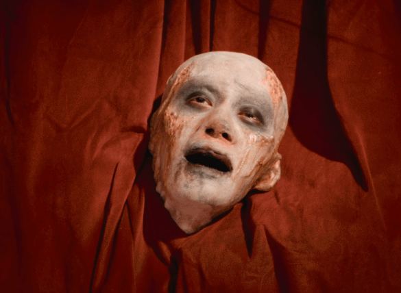 没认出这是易烊千玺认不出来了，妆照老师太牛了，易烊千玺一直在尝试不同的角色，这个