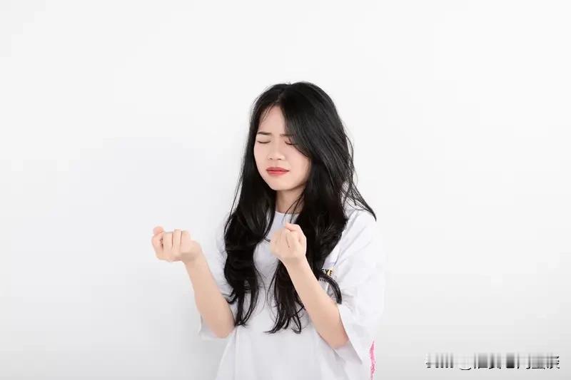 腾讯姚顺雨和小米罗福莉谁更厉害最近AI圈里，95后的罗福莉和姚顺雨备受关注。罗福