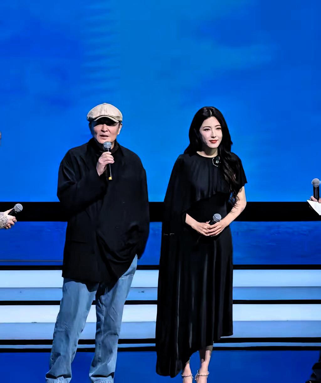 金鹰节黑马争议拉满！《沉默的荣耀》凭啥又骂又追？没有顶流明星。全靠烈士真实