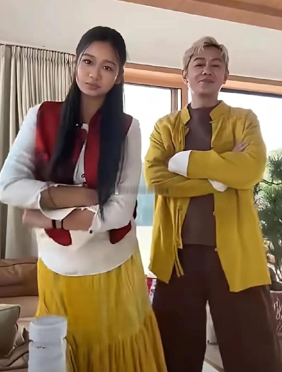 陈浩民又晒幸福啦！这次他携大女儿陈雅薷合拍跳舞视频，瞬间点燃网络。视频