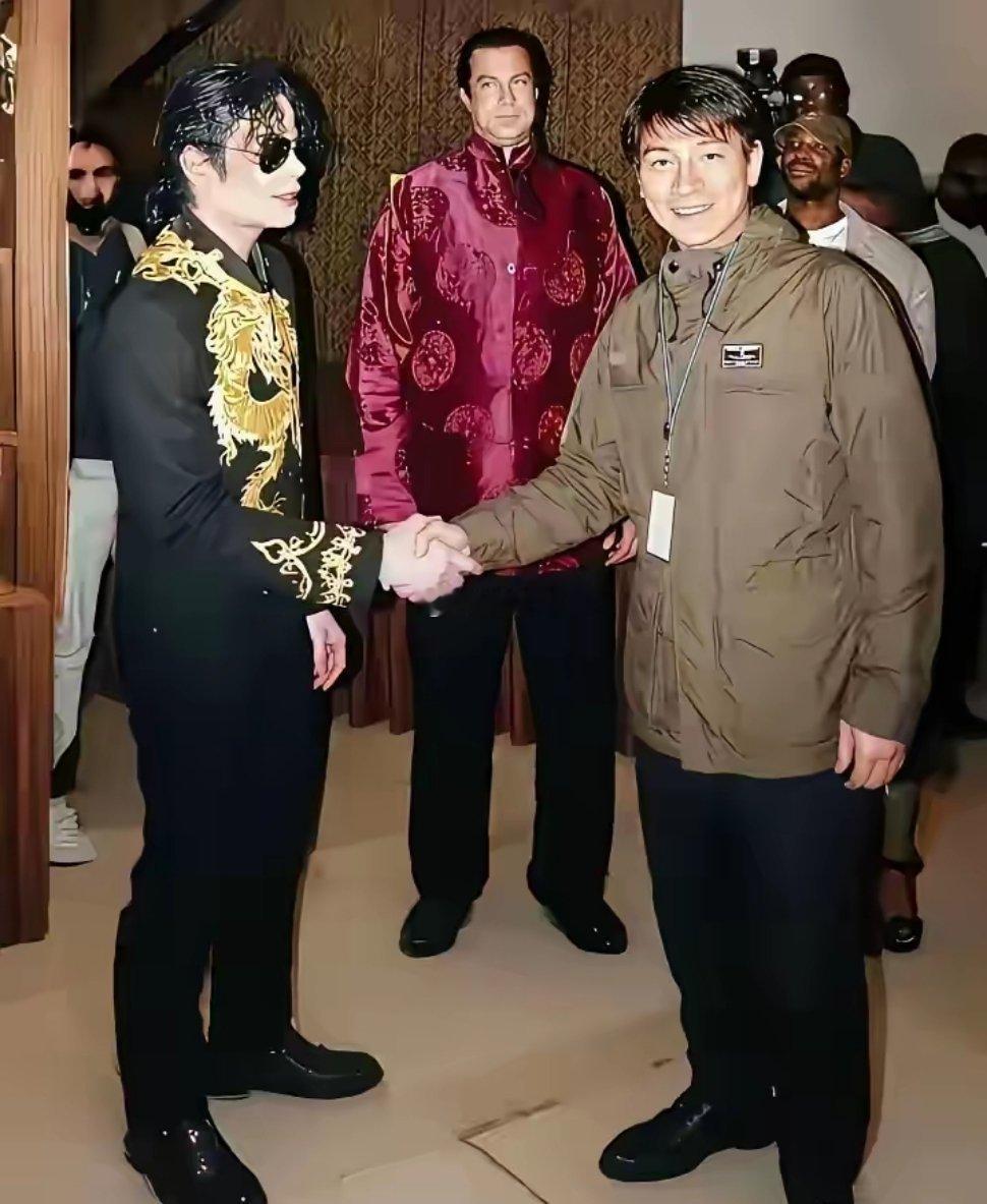 这绝对是刘德华最珍惜的一张照片吧！