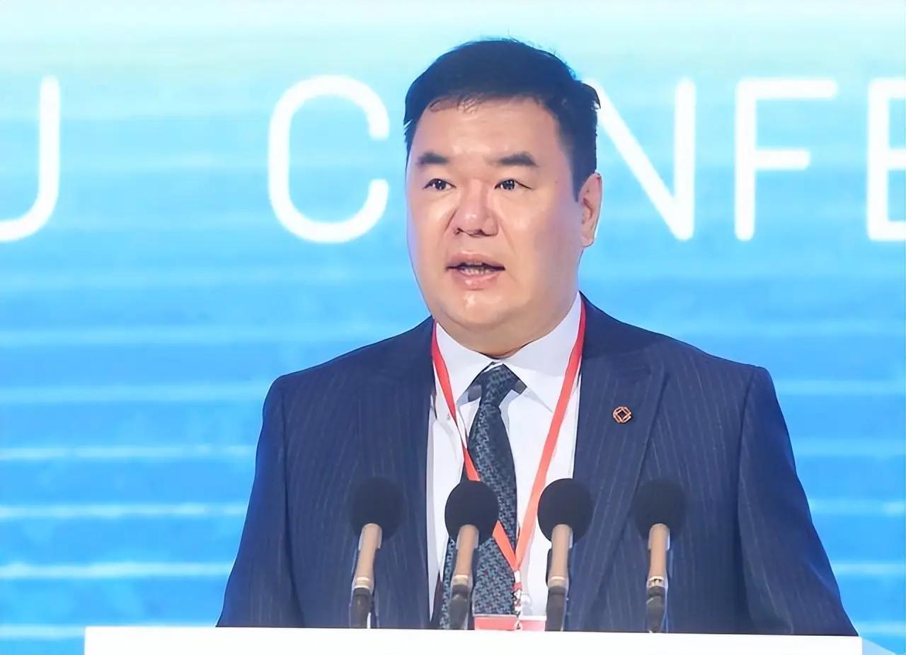 又一个“许家印式”的首富倒下了！2026年6月26日，广东省高级人民法院一纸终