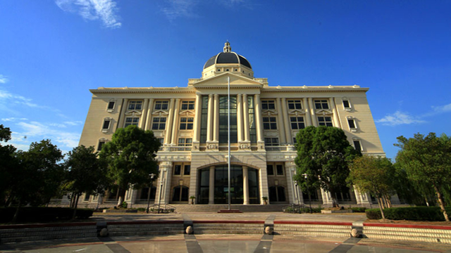 他们在上外学AI微专业, 已经开始“造东西”了