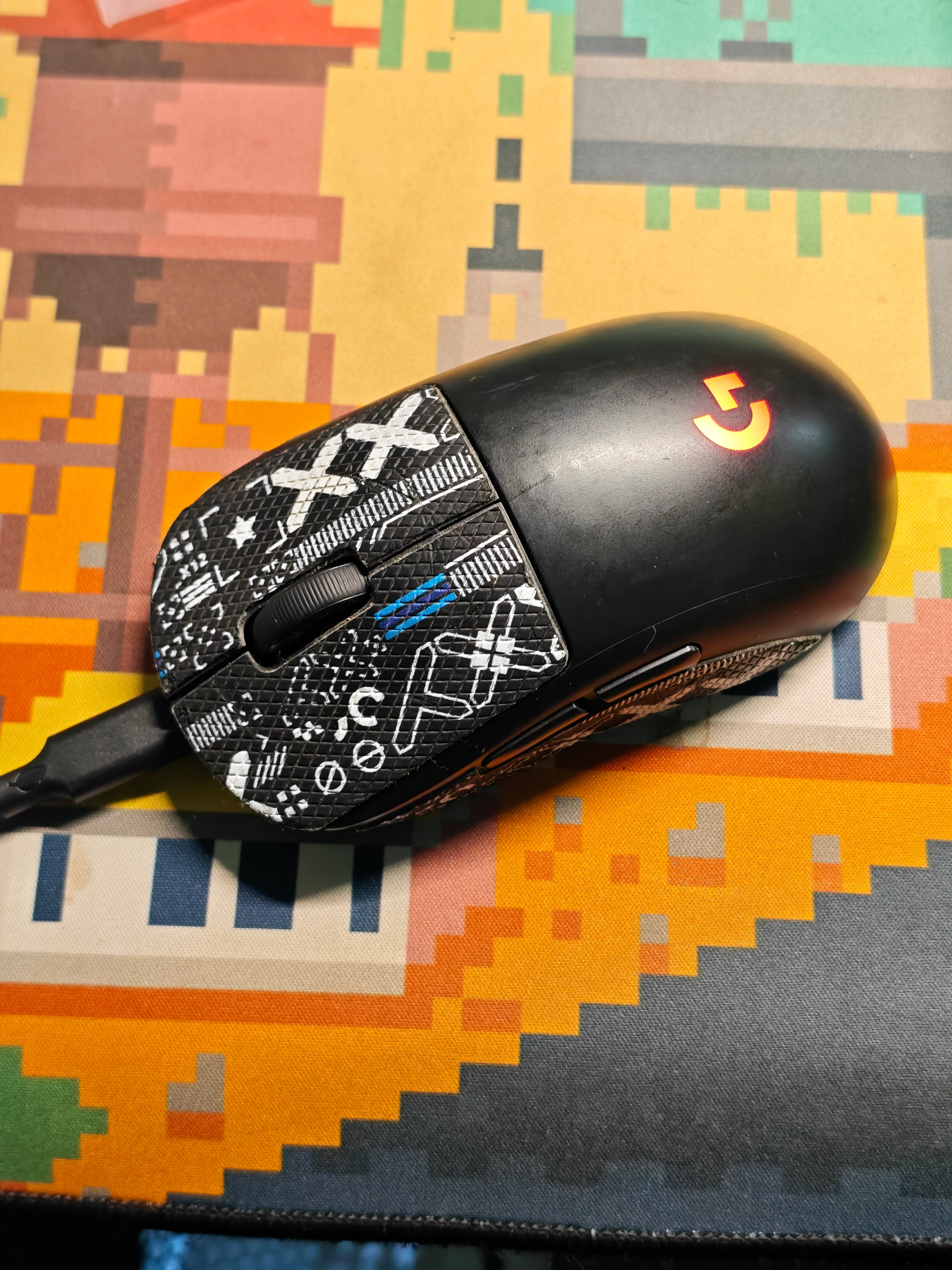 从仓库里把这个玩意捞出来，居然还有机会更新固件？GPW这鼠标，可能是真正电竞常青