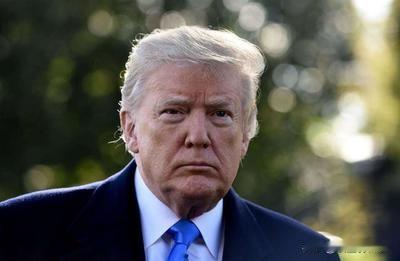 美国在加沙和平进程中扮演多重角色，兼具调停者、施压方与利益相关方三重身份，其政策