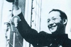 在1955年被逮捕，后毛泽东亲批：此人不可信任，并且服刑改造长达22年。195