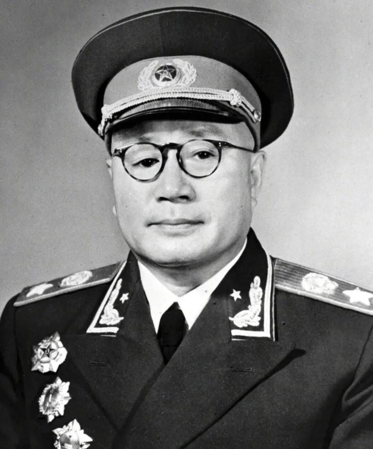 刘伯承麾下的五虎将，最后都官至何位了1949年2月，淮海战役结束不久，第二野
