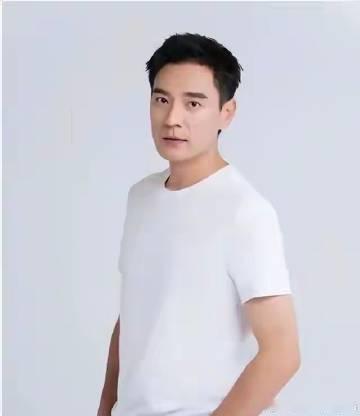 他娶过郝蕾，爱过王珞丹，负过殷桃，没想到最后“败”在了她手上
