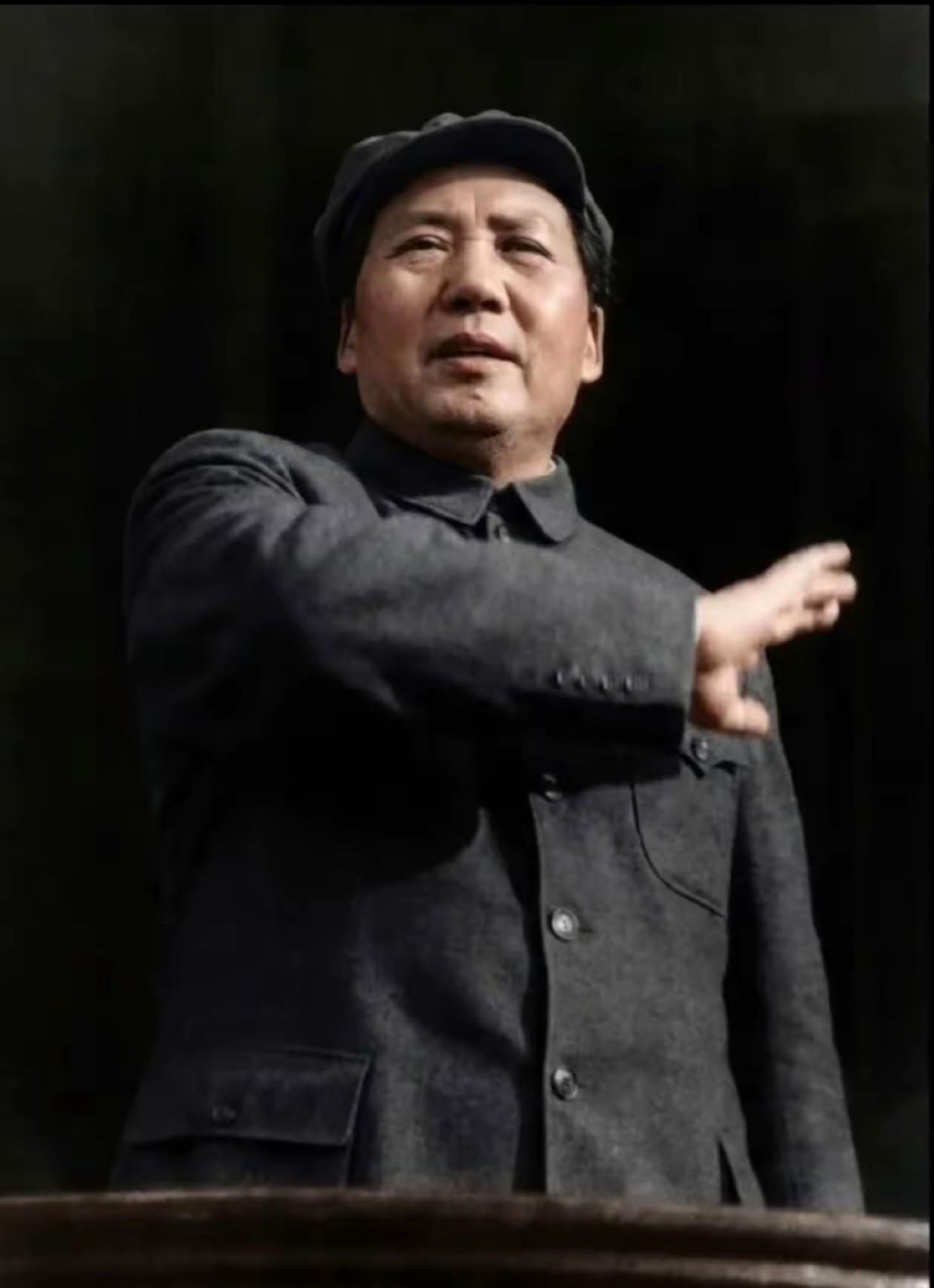 王阳明和毛泽东共同看透的顶级心力：你以为在斗世界，其实斗的是自己。 很多人把