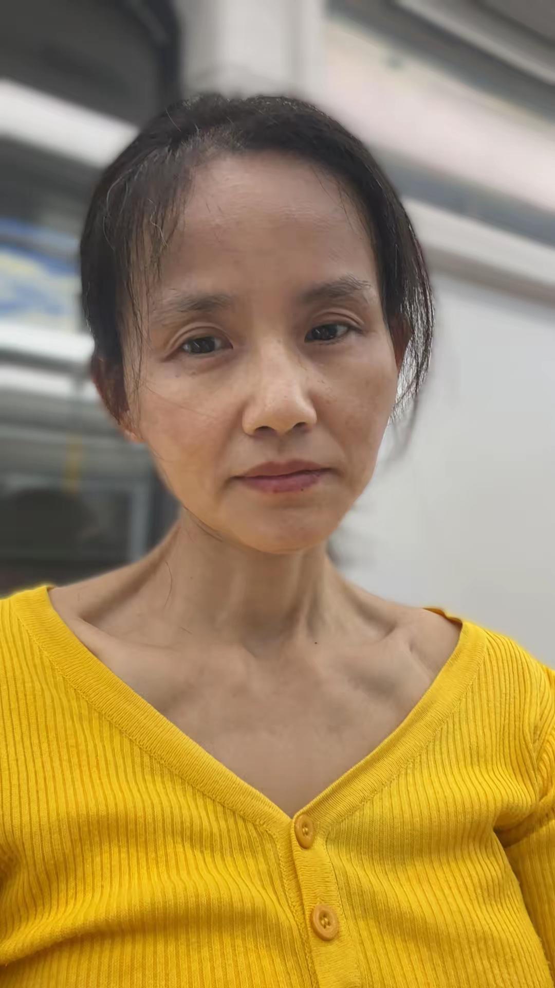 离婚独自带一儿一女，零抚养费无人搭手：我不找搭伙的人，只找灵魂同频的人是的