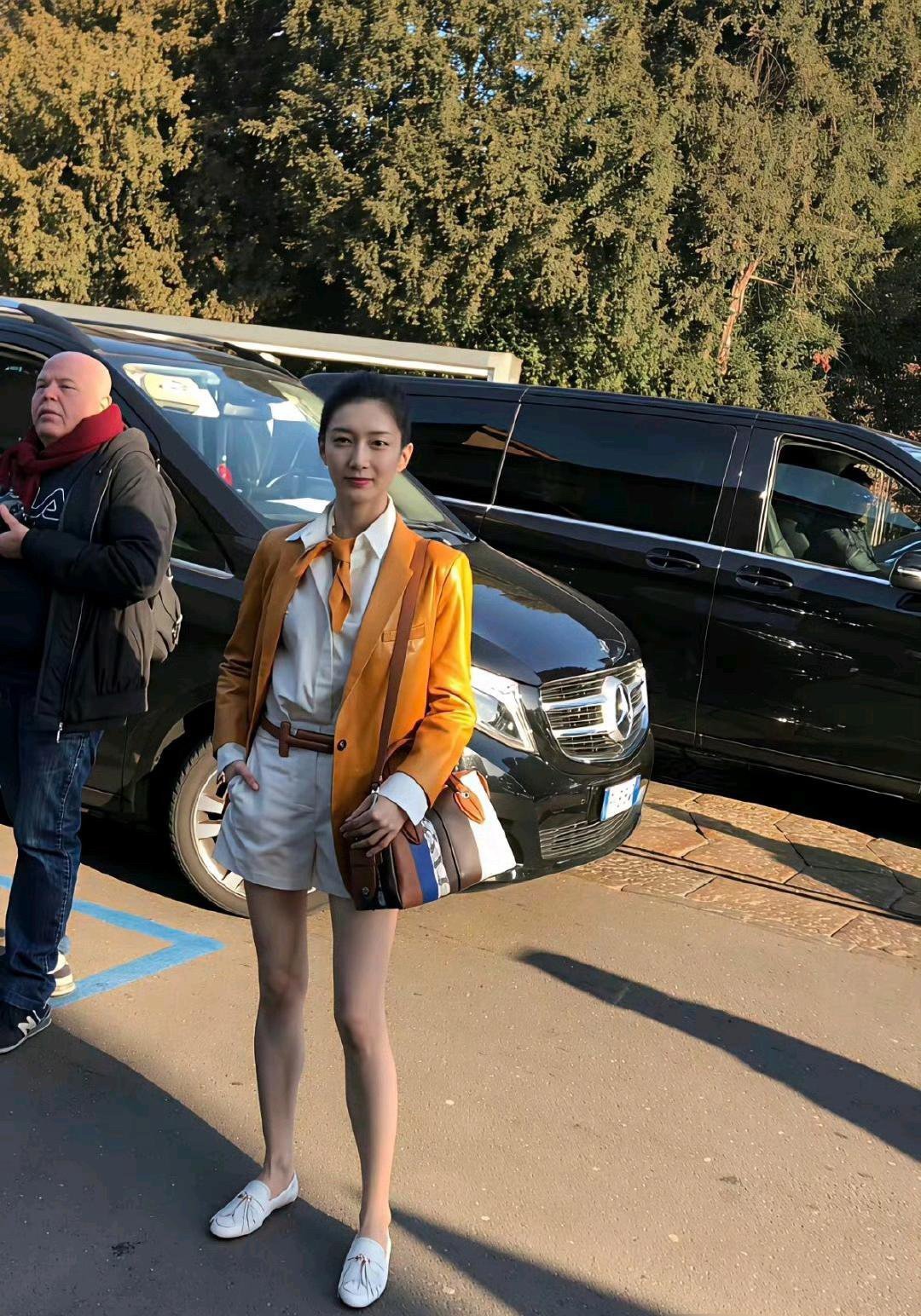 你说胡歌是不是审美有问题，江疏影这大美女也舍得分手？江疏影这个看垃圾的眼神​