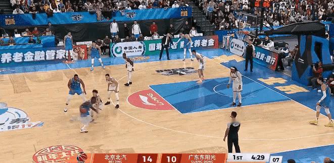 北京北汽新星曾凡博真是太让人欣喜若狂了！在今天进行的北京北汽和广东东阳光的比赛中