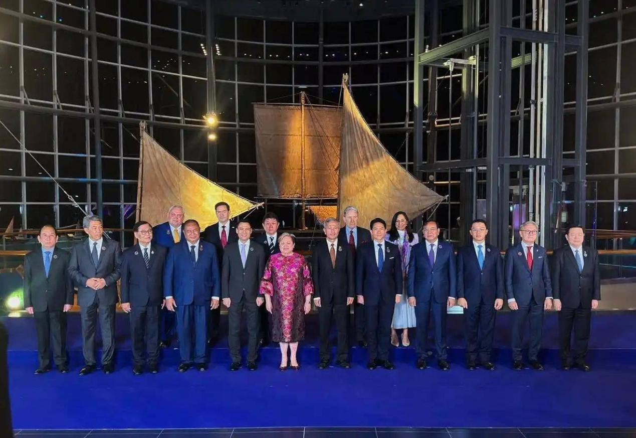 国际社会上，你从一件小事，就能看出一个国家的实际地位是如何的。7月21号，在