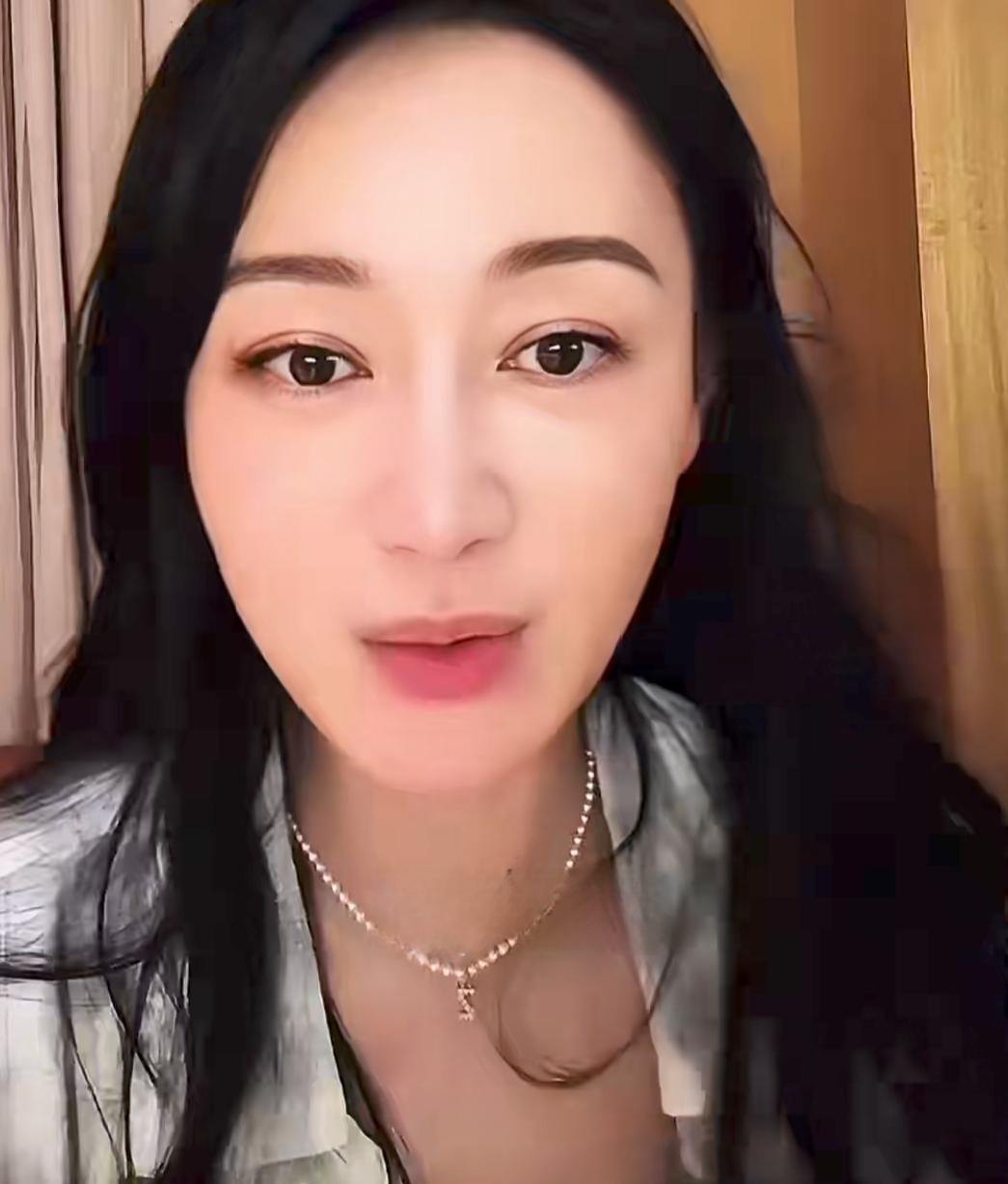 看到赵子琪被淘汰，突然感觉王濛在《乘风2026》节目中的意义了！她应该代表了