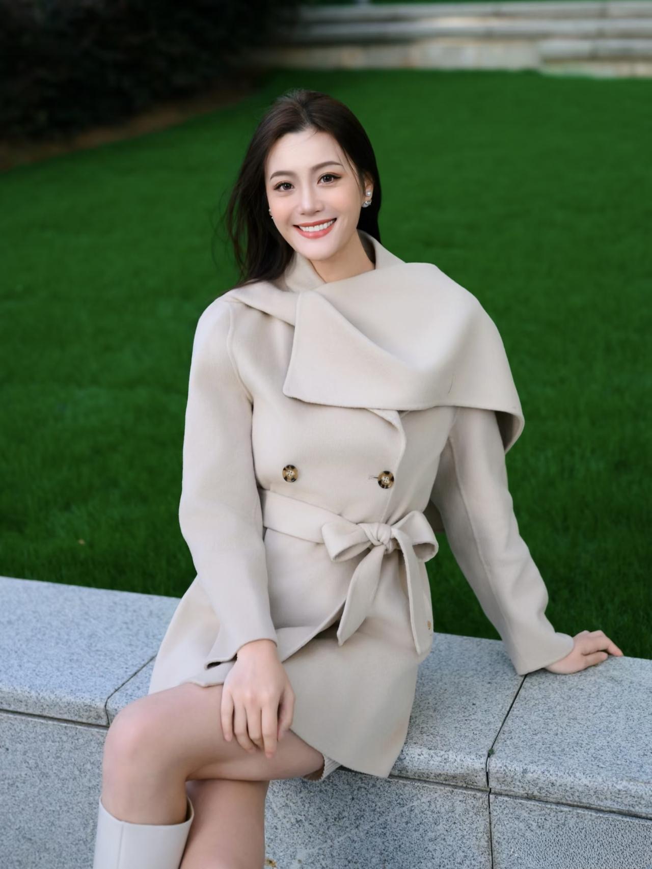 女生怎么穿搭会看上去很优雅