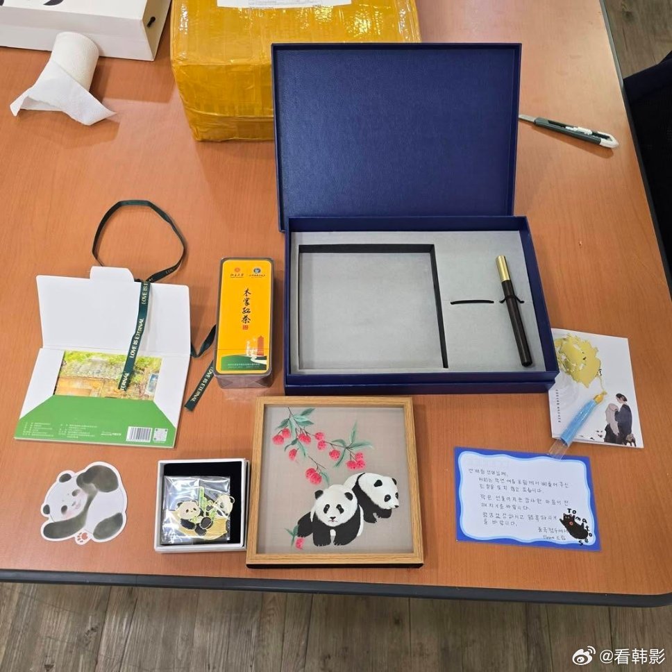 【韩网热议】韩国人帮助中国女学生后收到的礼物一韩国人去年夏天帮助三位中国女学生
