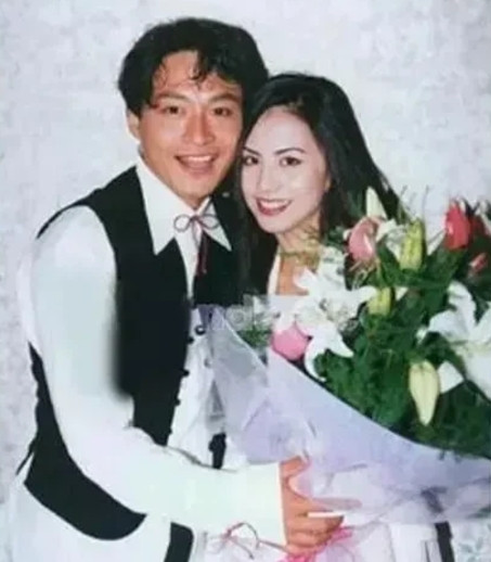 1994年，田丽和马景涛宣布恋情，马景涛的前妻善意提醒田丽说，“马景涛有暴力倾向