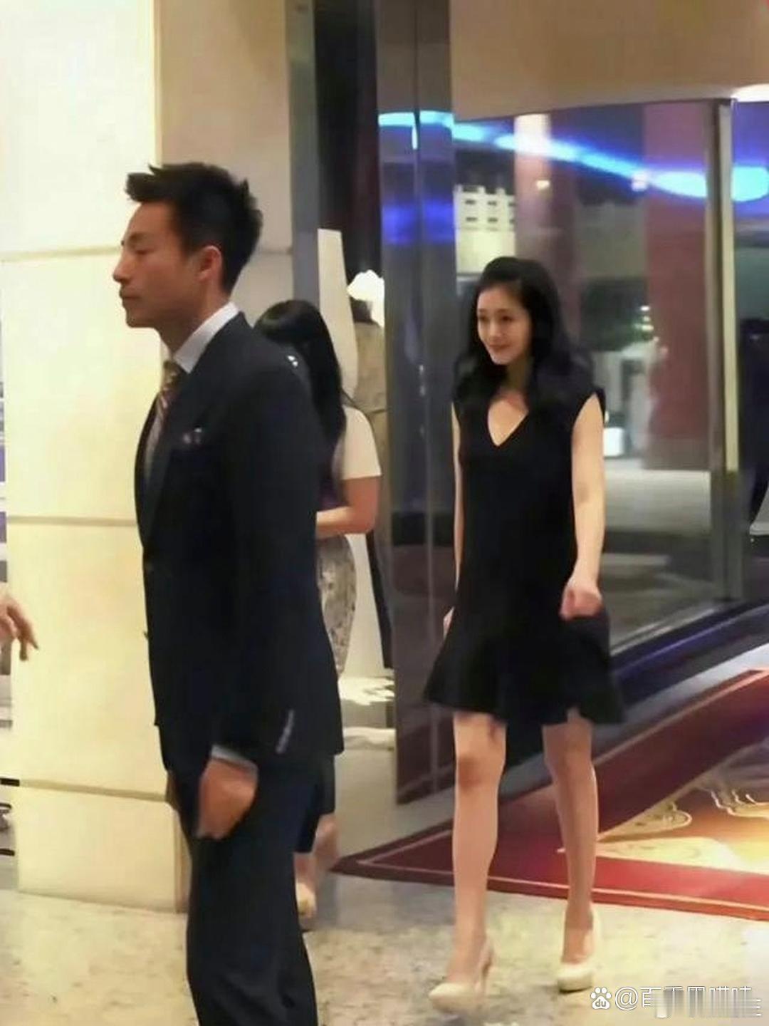 汪小菲和大S第一次见面的照片，帅哥当年就是这样被沦陷的！