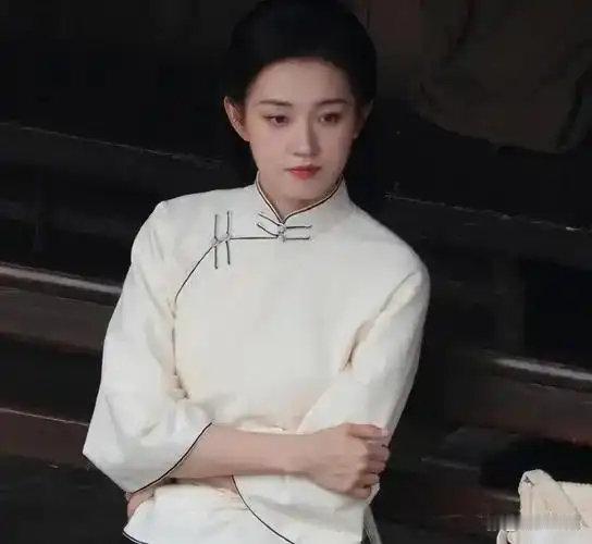 预感《玉簟秋》播出之后，郭宇欣想再接长剧女主会更难并非她得罪人或是演技差，而是脱离短剧滤镜，她在长剧