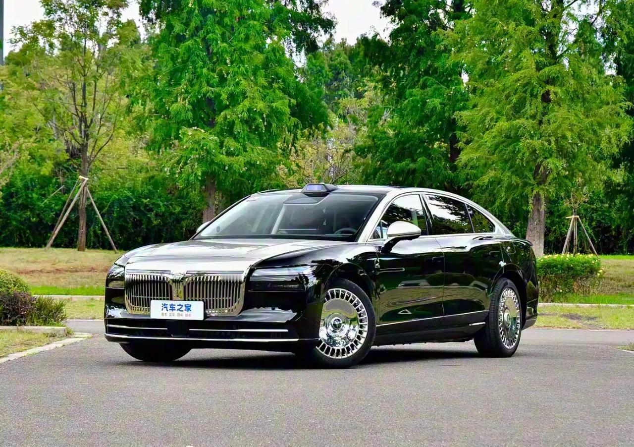 2026款岚图追光L官方预售及核心配置信息2026款岚图追光L于2025年9